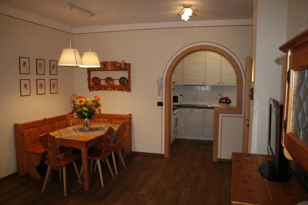 דירות פרדאצו Casa Basilio חדר תמונה