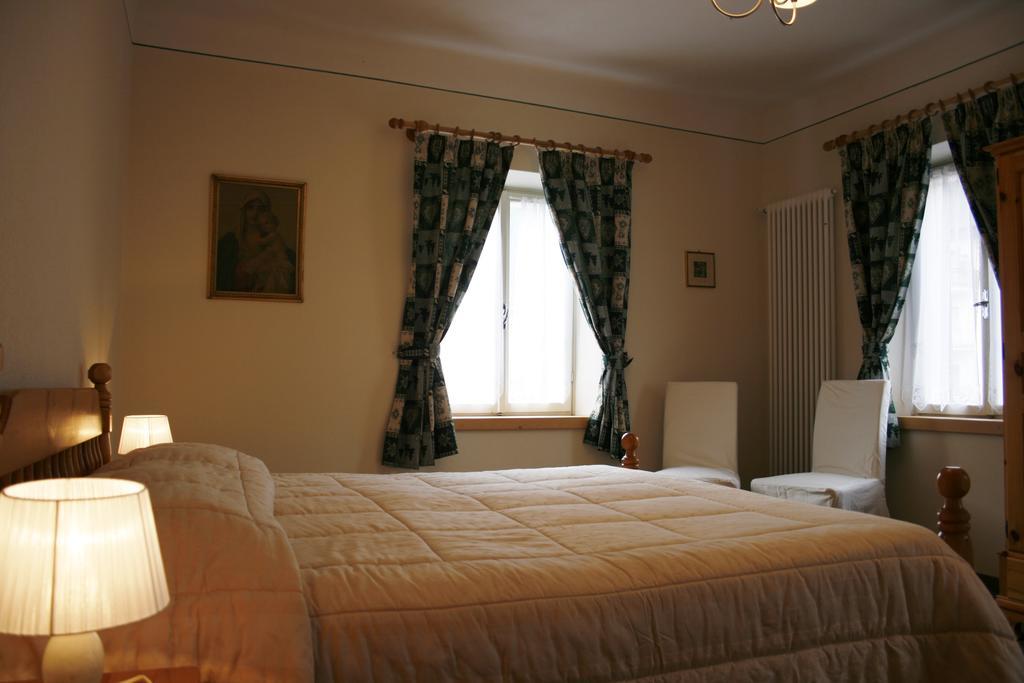 דירות פרדאצו Casa Basilio חדר תמונה